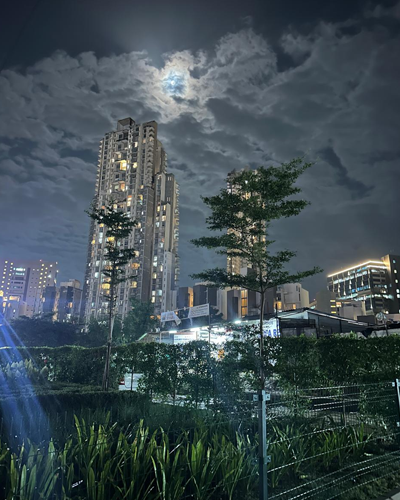 A To Z Old Furniture