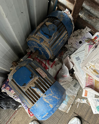 A To Z Old Furniture